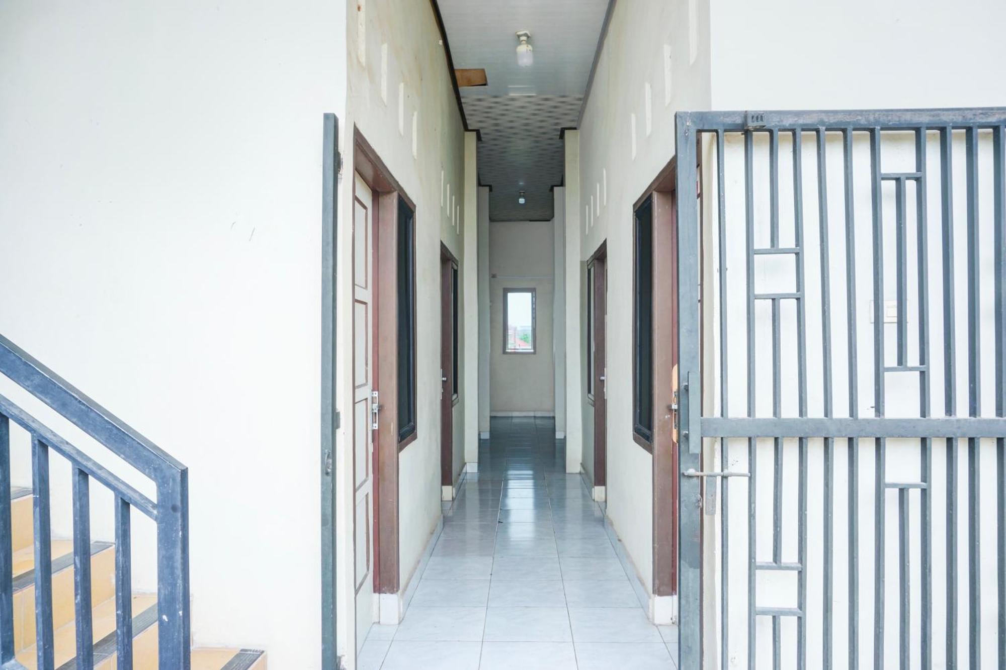 Hotel O Sukarame Near Universitas Islam Negeri Raden Intan Lampun Formerly Hotel Wisma Tri Handayani Бандар-Лампунг Экстерьер фото